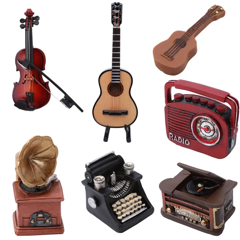 Bábika Hudobný Nástroj Drevená Gitara Model s PU Box Hračky, Bábiky, Príslušenstvo Predstierať, že Hrať Nábytok, Hračky