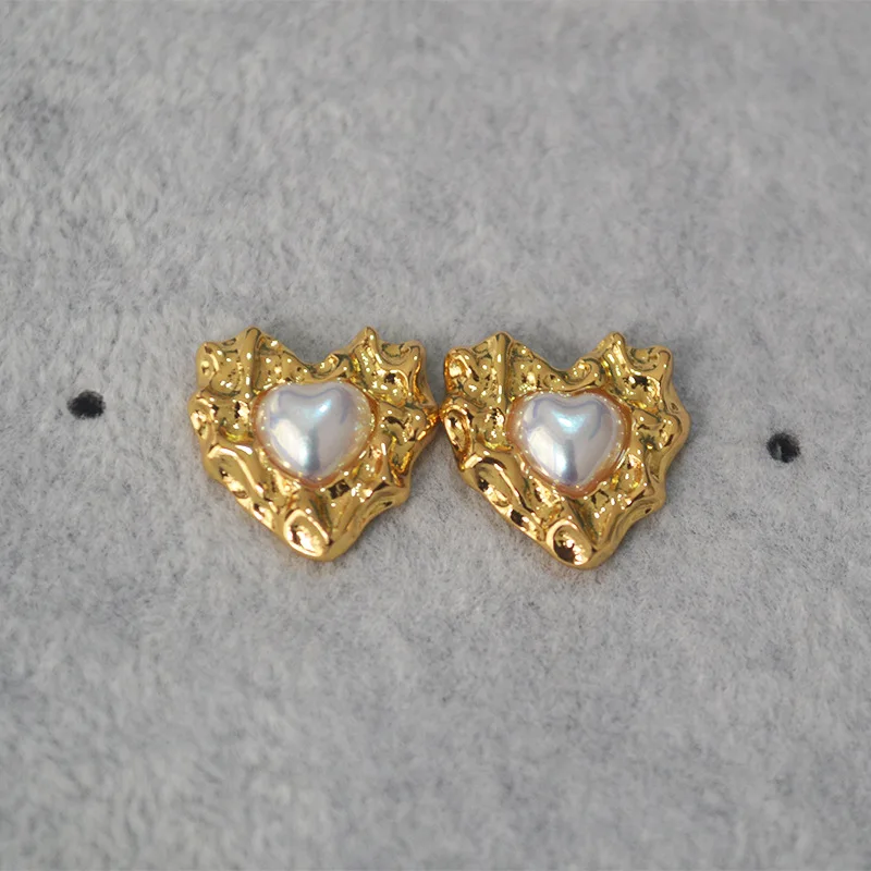 CMajor 2021 Trendy Medené Šperky Vintage Nepravidelný Thumping Štruktúru Srdca s Shell Módne Náušnice pre Ženy